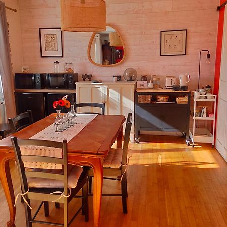 Chambres D'Hotes Et Gite D'Etape Avel Glaz 모를레 외부 사진